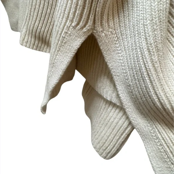 GAP Oversized Mock Neck Sweater | Size L | Ivory - Picture 4 of 5